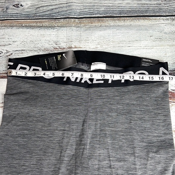 Nike Women’s Pro Grey/Black With Nike Waist Band Dri-Fit Training Tights Size 1X - Picture 4 of 9
